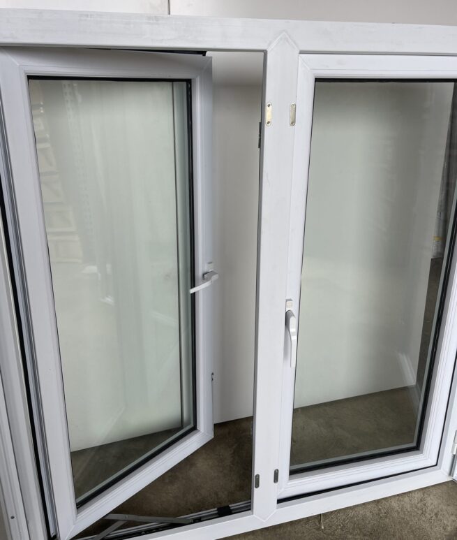 Casement Window W40' x H52' - Image 2